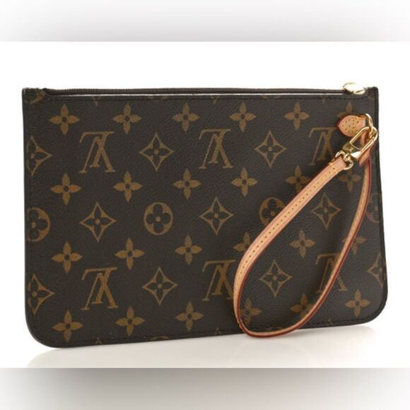 Louis Vuitton Handbags - Louis Vuitton Monogram Neverfull MM Pochette